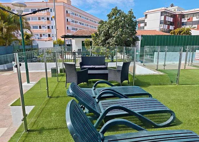 Renovated 2 Bedroom Bungalow In Playa Del Ingles